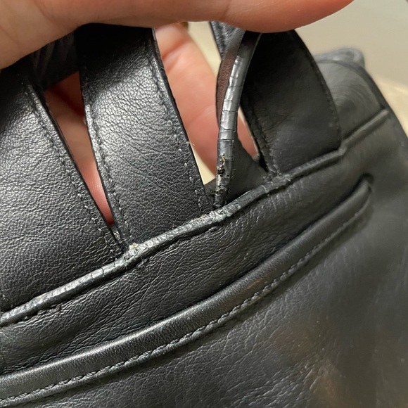 Vintage Coach Black Leather Backpack 9791 turnlock - Picture 8 of 14